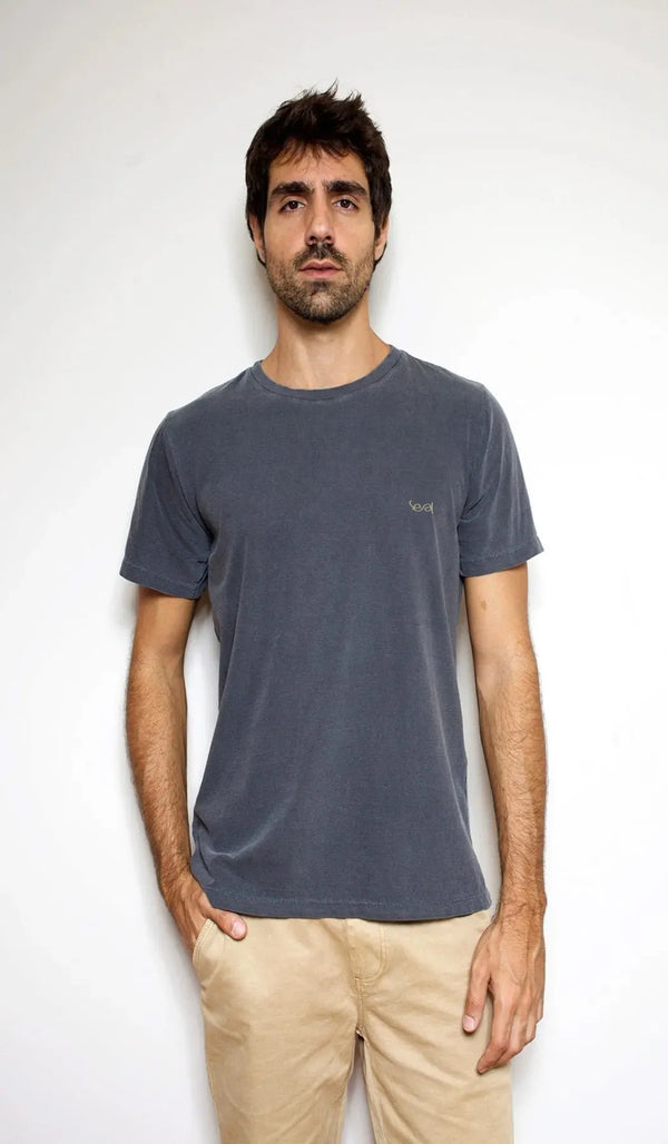 Camiseta Flor da Vida Chumbo