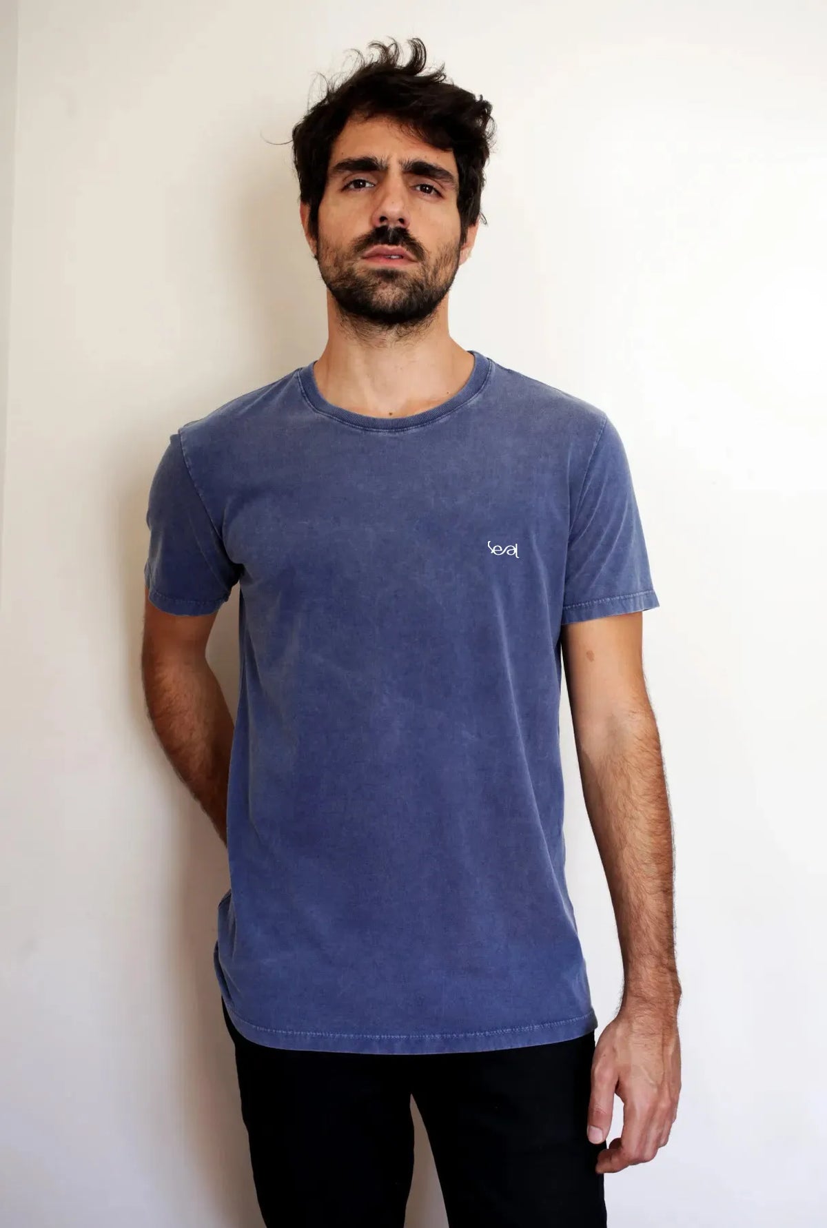 Camiseta Olho Grego Azul