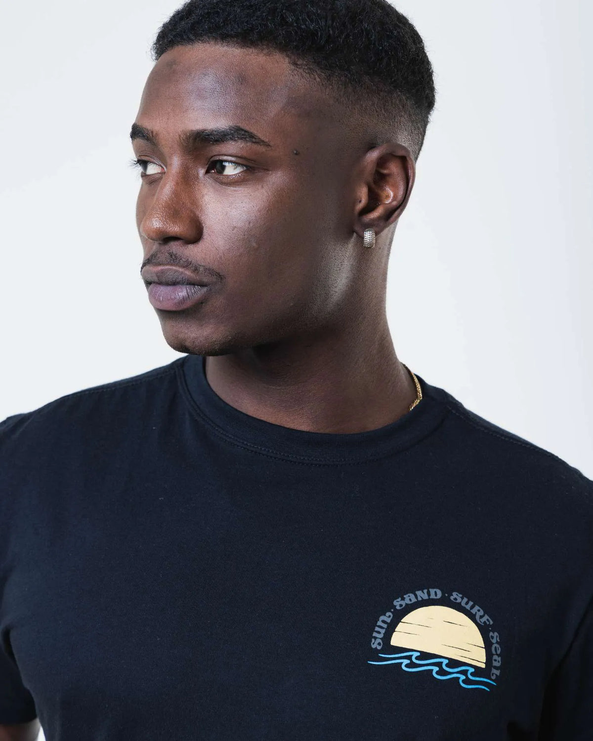Camiseta Sun Sand Surf Preta
