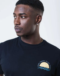 Camiseta Sun Sand Surf Preta